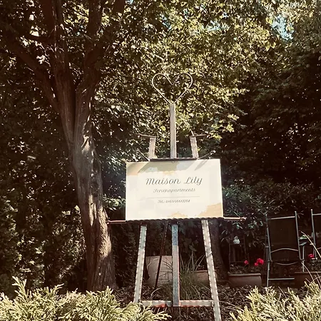 Lägenhet Maison Lily 4